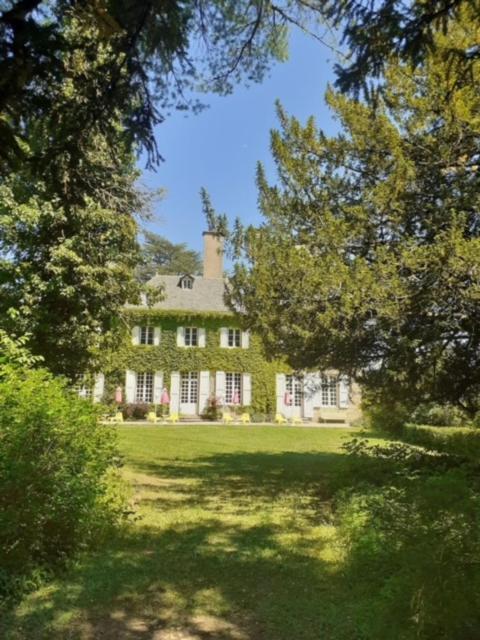 Hotel Domaine de Carrière Marvejols Esterno foto